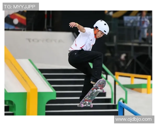 12岁男娃得亚军 滑板男人街式赛场“催人老”