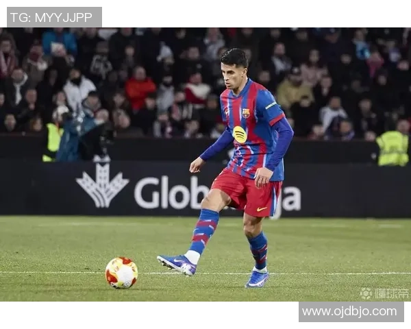 左中卫表现出色！每体：巴萨今夏想1500万卖马丁，他不肯走