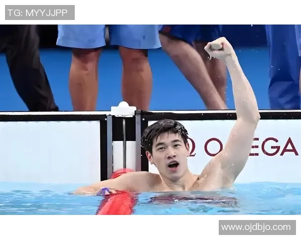 找回腹肌的潘展乐从50米游到400米！浙江游泳队抵达深圳，全运会路程来了